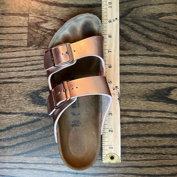 Birkenstock Arizona Metallic Sandals - kids size 3 / EU 34 - Picture 8 of 8